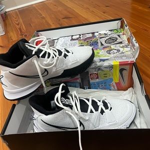 Kyrie 7 TB basketball shoes